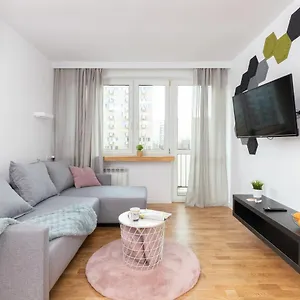 Apartament Pomorska Apartament Przy Parku Reagana By Renters, Gdańsk